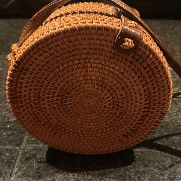 Handwoven Round Rattan Handbag - Picture 2 of 3